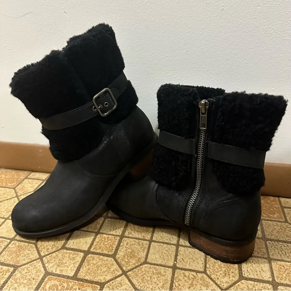 UGG Australia Blayre II Black Leather Fur Boots‎ Womens Size 7